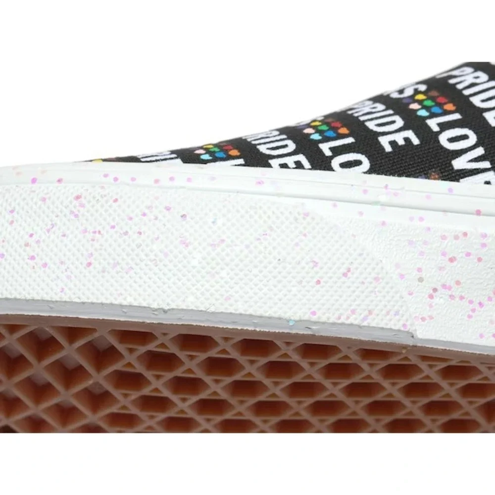Vans Womens Asher Pride Slip On Shoes‎ Black Multicolor Love Wins Canvas 5 New